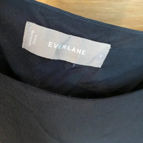 Everlane 100% Silk Black Tank/Cami top - Picture 3 of 4